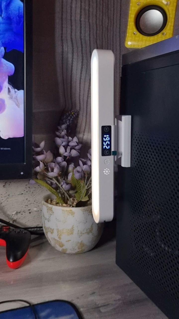 مصباح مغناطيسي قابل للثبيت في عدة اماكن💡